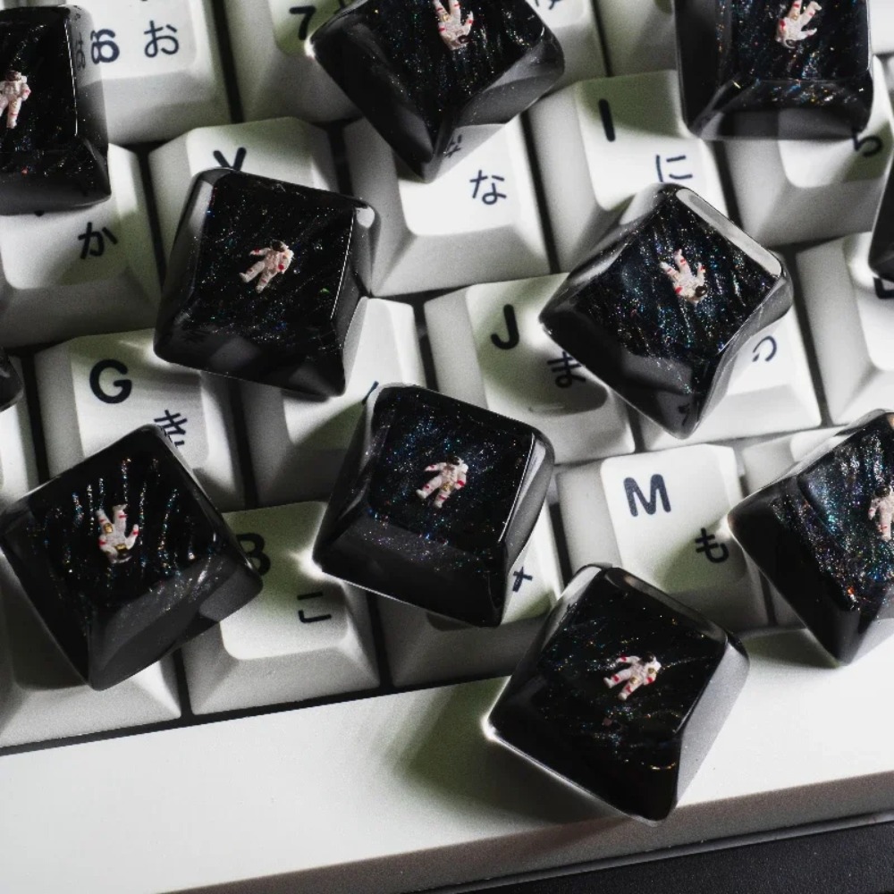 Artisan Keycap Astronaut Resin - огляд і ціна Gaming Pc Equipment